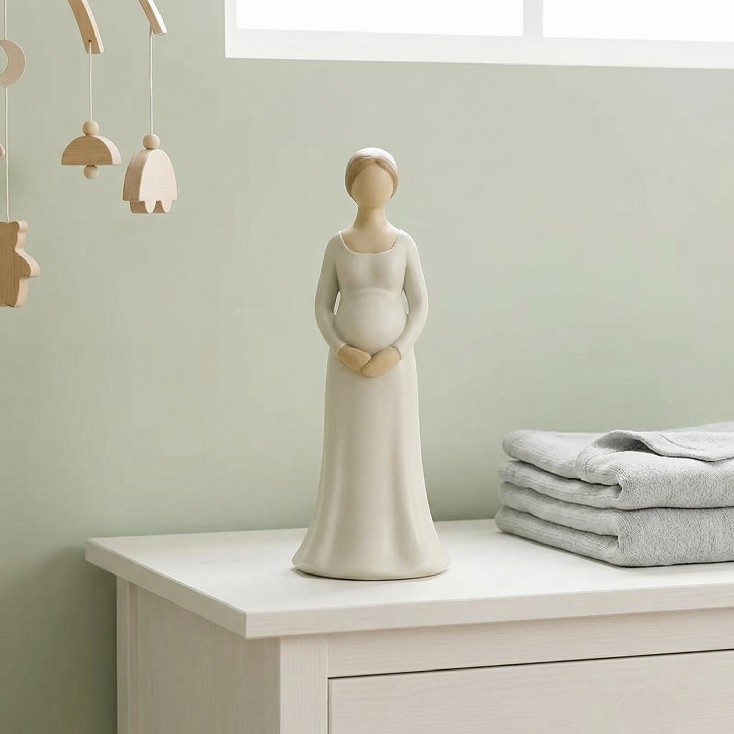 Minimalist Pregnant Woman Figurine for Indoor/Outdoor Decor, Mother’s Day Gift & Baby Shower Keepsake